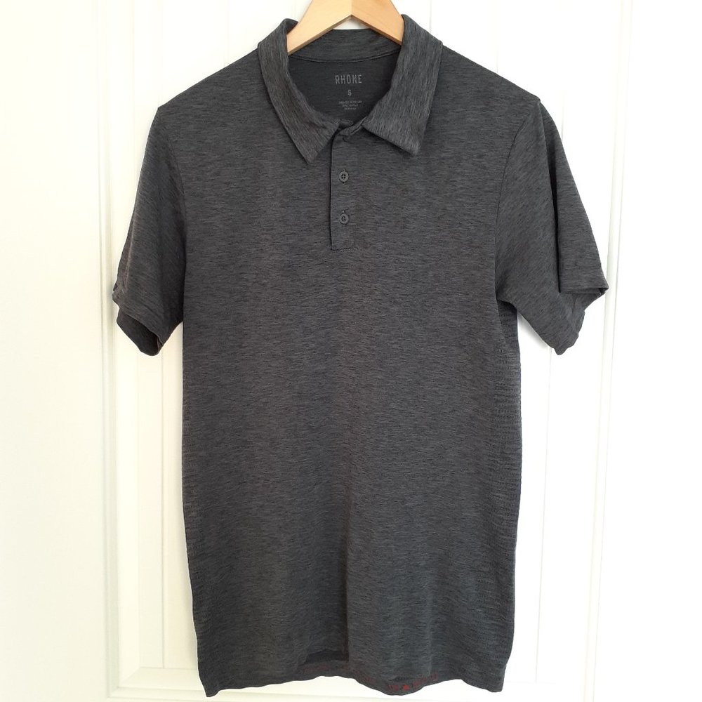 Rhone Faded SilverTech Moisture Wicking Short Sleeve Polo in Black Size S